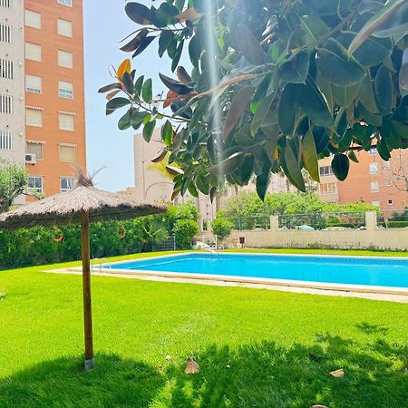 Estudio Con Piscina Alicante Bagian luar foto
